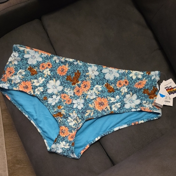 (J35) Womans XL Swim Bottoms Time And Tru - Picture 2 of 4